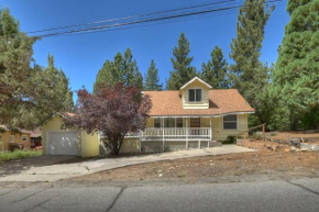 Sunshine Cabin Comfortable, Cozy 2 Story Getaway Big Bear Lake